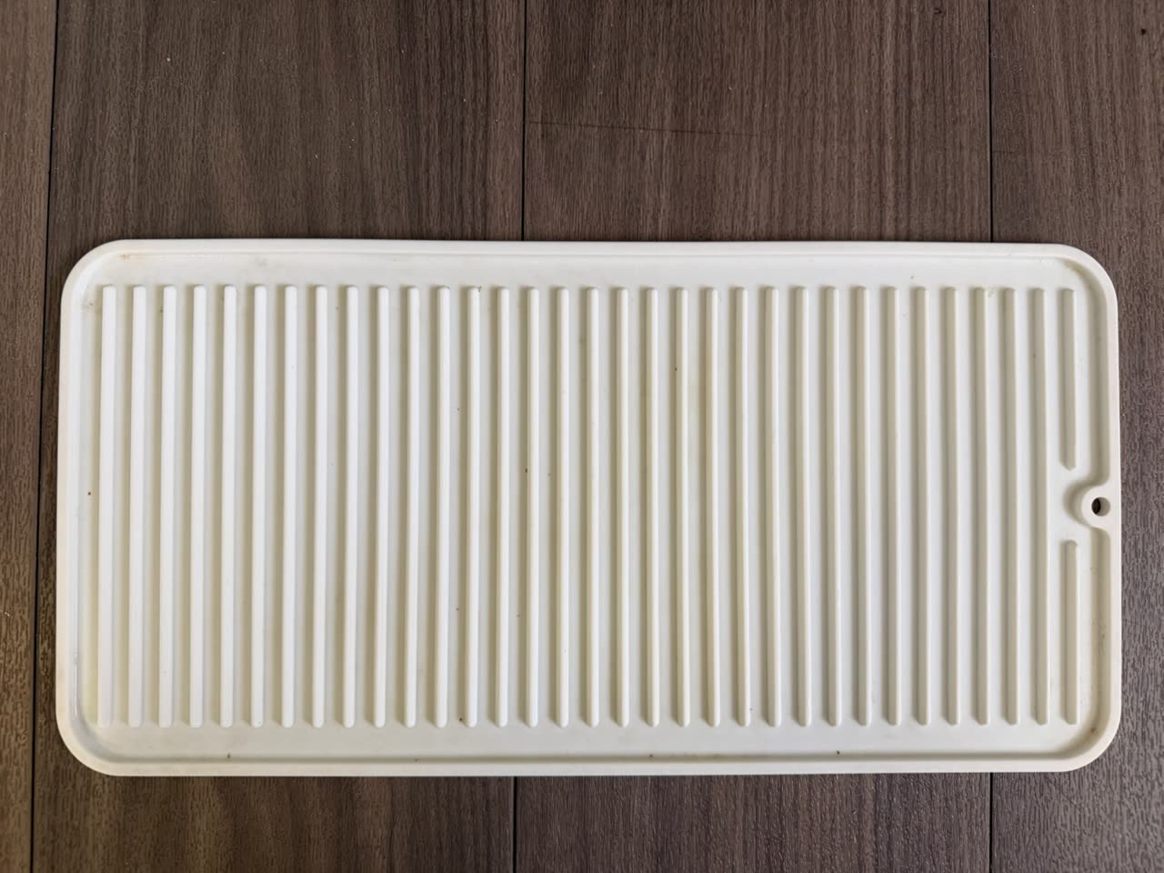 White dish drying mat after cleaning